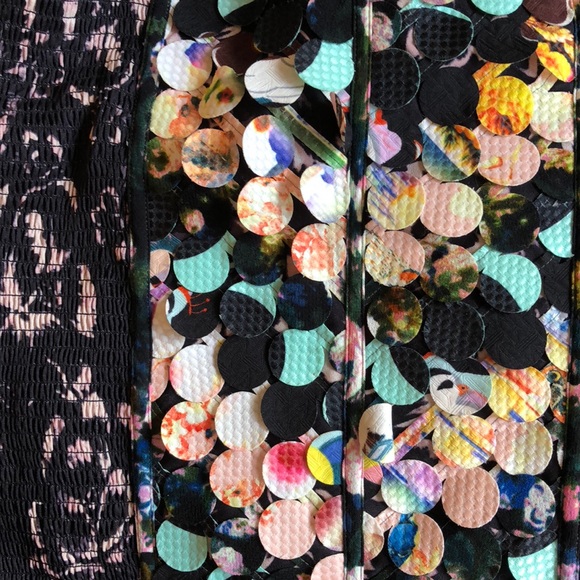 Rainbow petal skirt - Picture 3 of 3